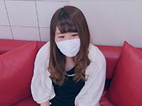 18歳汗だくで初めての中出し